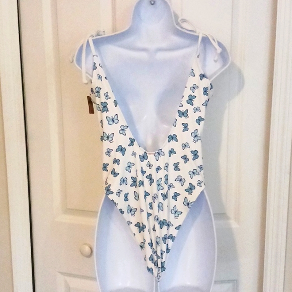 Nwt Victoria's Secret Pink One Piece Swimsuit. Size large. - Picture 6 of 14